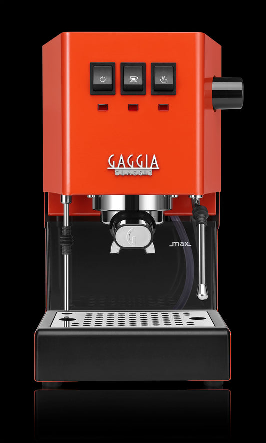 Gaggia Classic E24 espressomaskin i orange framifrån