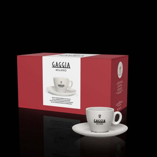 Gaggia Förpackning med kopp och fat framför