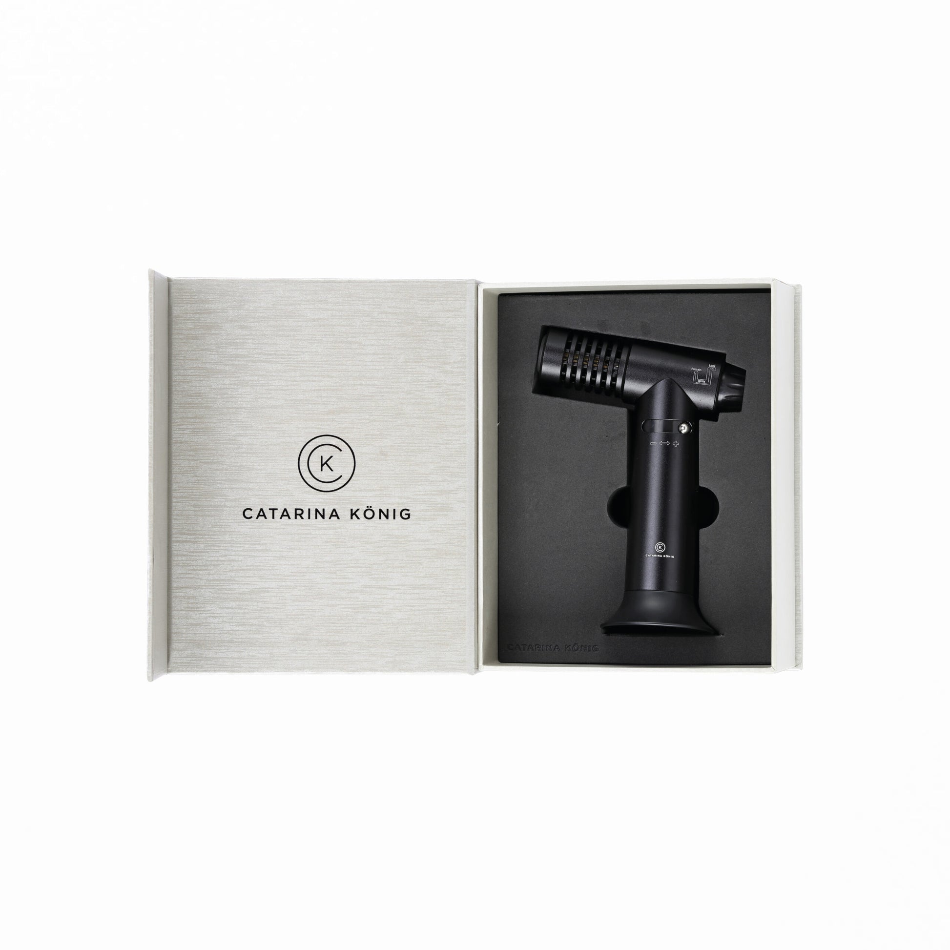 Catarina König 1218 Master Collection Brännare Svart i giftbox