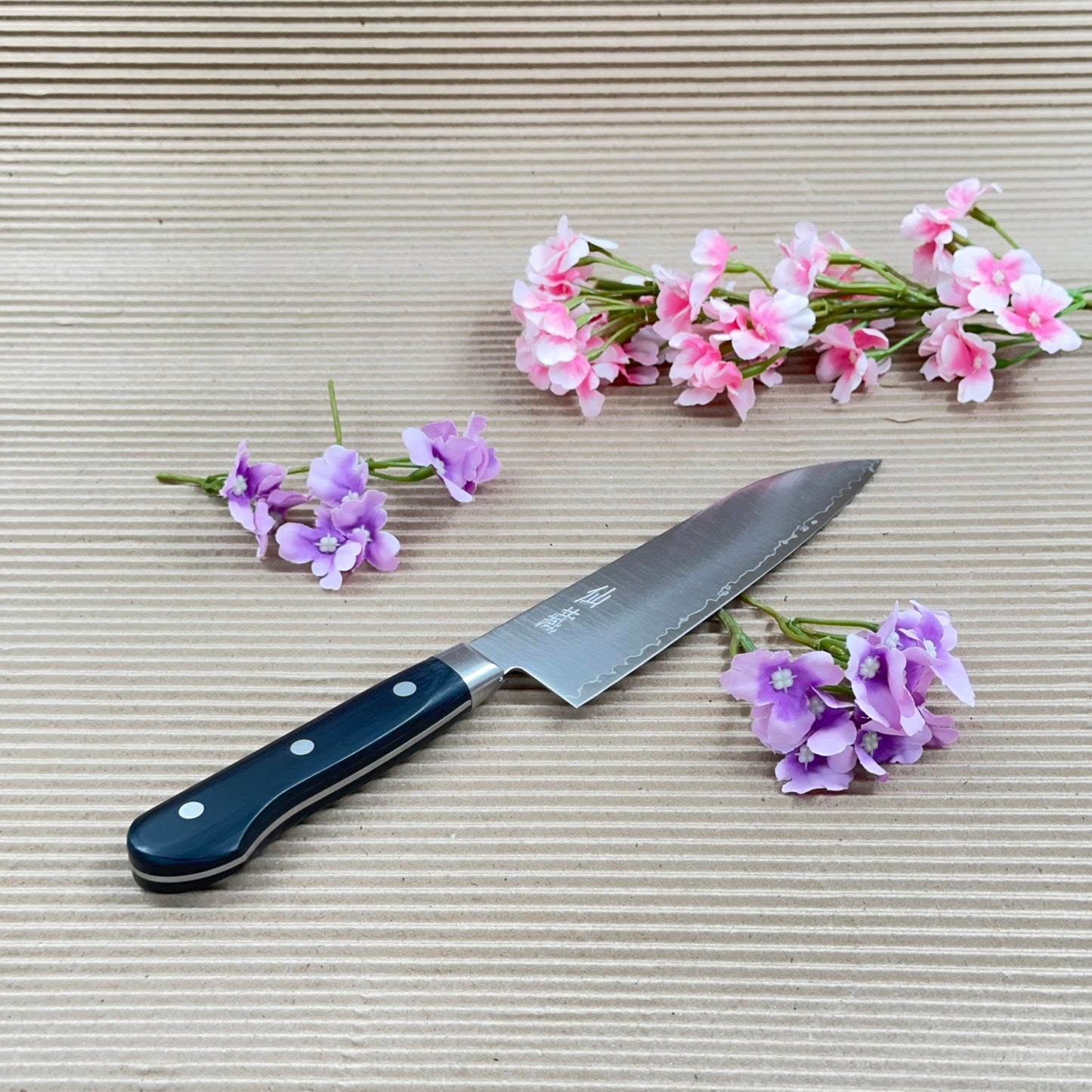 Suncraft Warikome 3116  Santoku 165mm